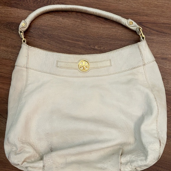 Tory Burch Handbags - Ivory Tory Burch Hobo